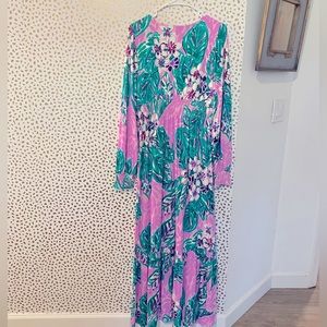 Tropical Lilly Pulitzer Maxi Dress with shoulder detail